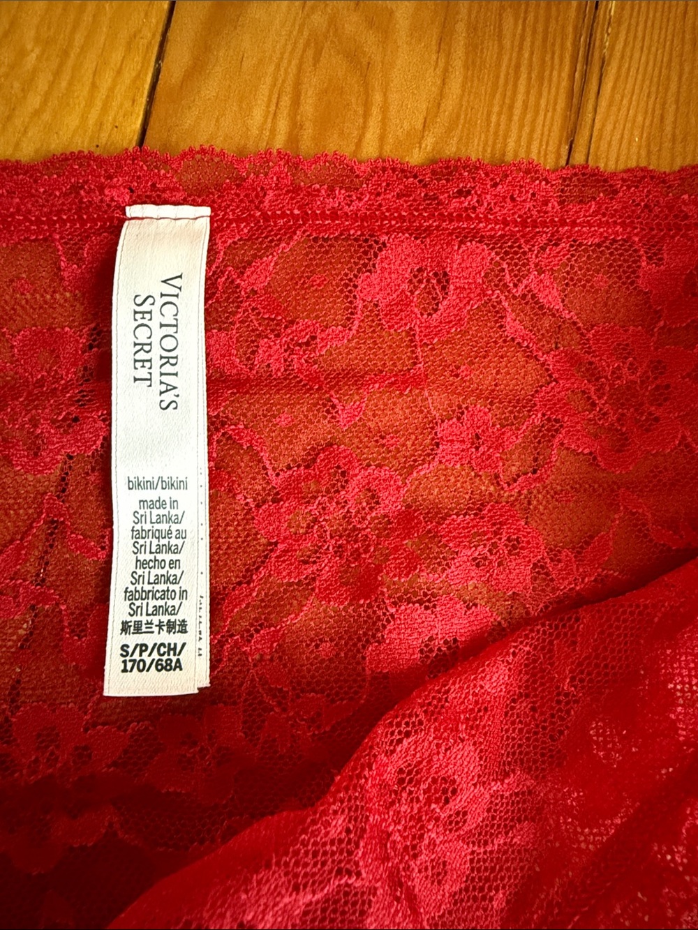 *3/20* Like New Victoria's Secret Red Lace Bikini Panty - Picture 2 of 4
